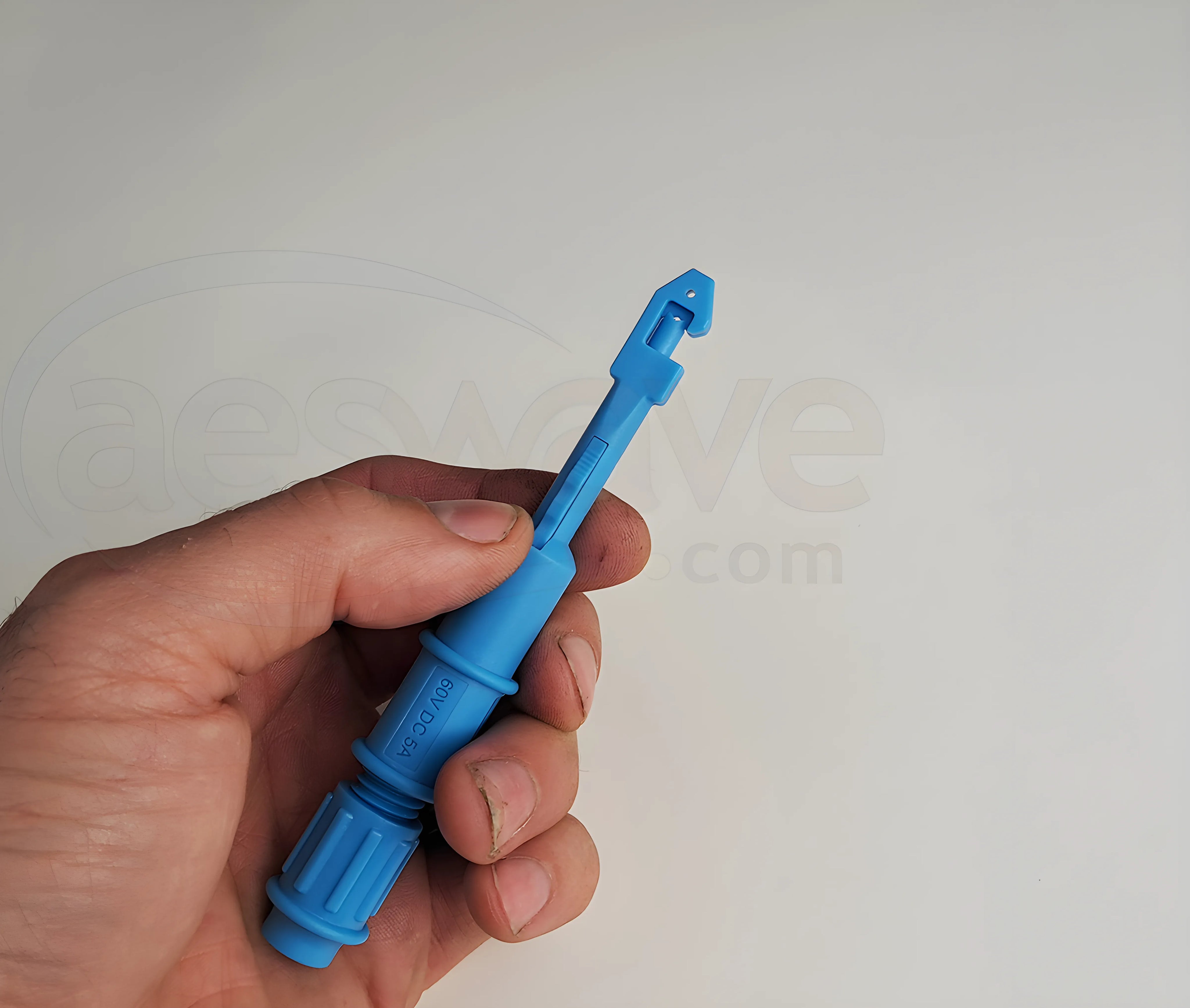 Pico insulation piercing probes